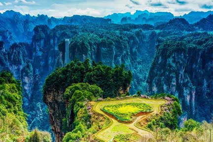 Spring in Zhangjiajie